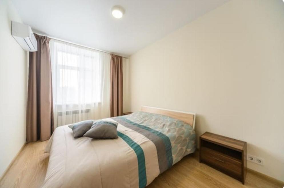 Appartement Loft Smart House à Kiev Extérieur photo